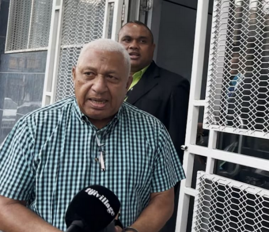 Former Fiji prime minister and ex-police commissioner on bail in inciting mutiny case Former Fiji prime minister Voreqe Bainimarama