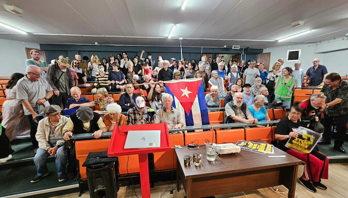 New Zealand supporters of Cuba at last night's solidarity public meeting in Auckland 