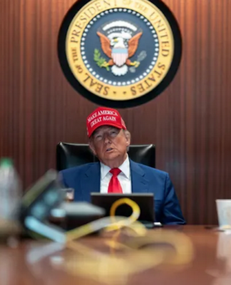 Four possible outcomes with the war on Iran – but only one viable US President Trump holds a meeting in the Situation Room at the White House