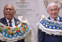 Fiji Prime Minister Sitiveni Rabuka (left) and Israeli PM Benjamin Netanyahu