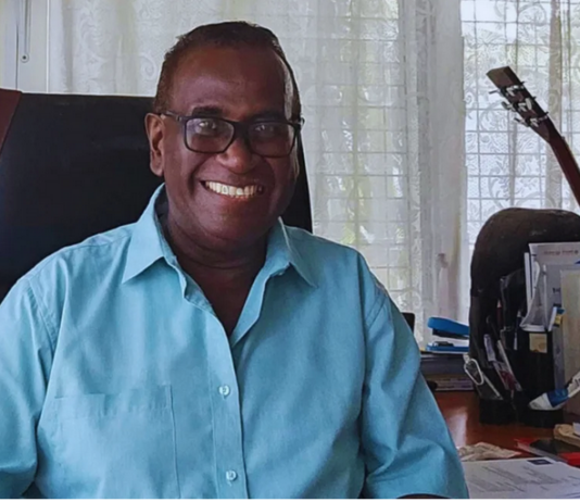 Solomon Islands National University's vice-chancellor Dr Transform Aqorau