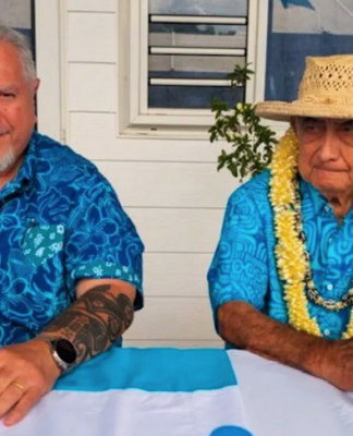French Polynesia's President Moetai Brotherson (left) and his father-in-law Oscar Temaru, president of the ruling Party Tavini Huiraatira