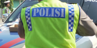 Suara Papua and the Human Rights Monitor group allege Indonesian security forces have indiscriminately opened fire in a series of villages in Moanemani