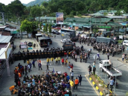 Indonesian security forces crack down on a Papuan protest over the Puncak massacre
