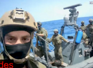 Israeli military pictured boarding the Global Sumud Flotilla yacht Abodes