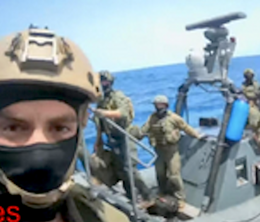 Israeli military pictured boarding the Global Sumud Flotilla yacht Abodes