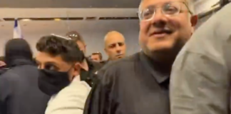 Israeli Security Minister Itamar Ben-Gvir gloating as security forces mistreat the Global Sumud Flotilla captives