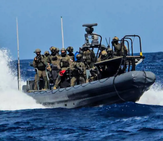 Israeli military intervene in international waters in the Mediterranean Sea to seize the Global Sumud Fleet