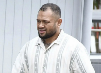 Fijian Jone Vakarisi