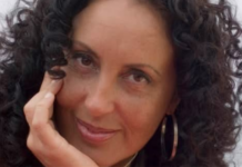 Singer, documentary maker, storyteller and TV presenter Moana Maniapoto