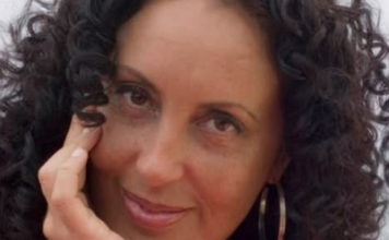 Singer, documentary maker, storyteller and TV presenter Moana Maniapoto