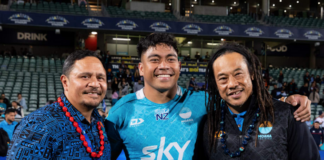 Moana Pasifika captain Miracle Fai'ilagi (centre) with head coach Tana Umaga (right) and talent manager Kevin Senio