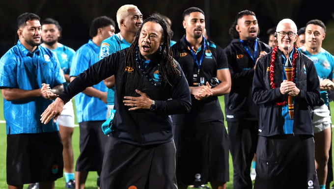 ‘We always stay hopeful’, says Umaga on Moana Pasifika’s future Moana Pasifika head coach Tana Umaga sings and dances along to a cultural song after Saturday's Super Rugby Pacific Round 15 match