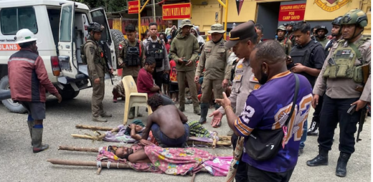 A photo of Indigenous West Papuan civilians in Distrik Tembagapura, Mimika, Central Papua, allegedly wounded by use of excessive force by Indonesian military