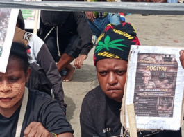 A free speech forum at Lingkaran Abepura in Jayapura last Monday