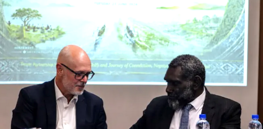 Bougainville President Ishmael Toroama (right)