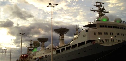 The Yuan Wang 2 Chinese satellite tracking vessel
