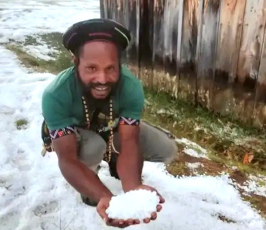 Reports from West Papua say parts of the highlands region have been blanketed by snow and ice in recent days