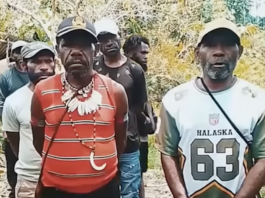 Yahukimo tribal chief Alpius Yallak makes a statement on the massacre