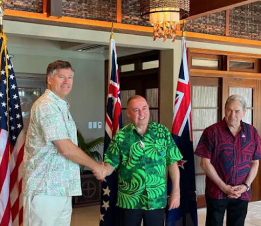 US Deputy Secretary of State Christopher Landau (from left), Cook Islands Prime Minister Mark Brown, and New Zealand Foreign Minister Winston Peters mark the announcement of the Penrhyn port project in Palau