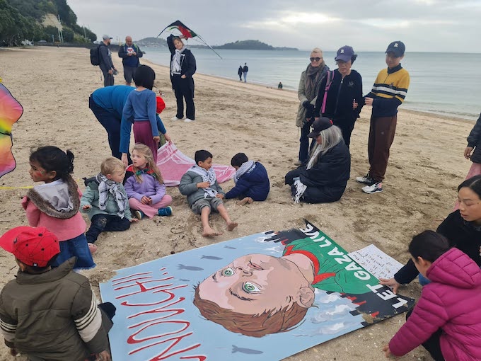 The "Let Gaza Live" children's kite day in Mission Bay