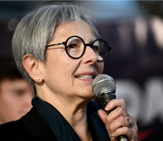 Australian journalist Mary Kostakidis