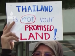 Thai protesters gathered outside the Israeli Embassy in Bangkok condemn the behaviour of Israeli tourists
