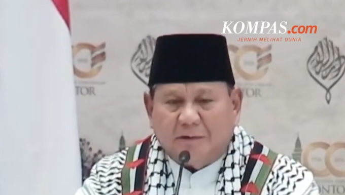 Indonesia's President Prabowo speaking dressed in a keffiyeh