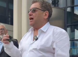 Secular Jewish socialist and peace activist Tony Greenstein
