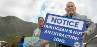 Earthjustice attorney David Henkin (left) and Rudy Bartley, a member of the nonprofit groups Faasao Amerika Samoa and Puipui Measina a Amerika Samoa