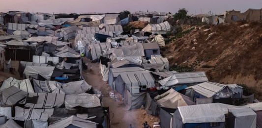 Gaza family tents as far as they eye can see