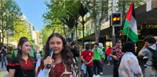 Children at the Global March for Palestine in Queen Street
