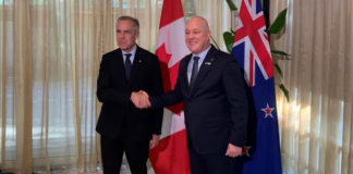 Canadian Prime Minister Mark Carney (left) invited New Zealand PM Christopher Luxon