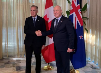Canadian Prime Minister Mark Carney (left) invited New Zealand PM Christopher Luxon