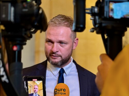 ‘We are not a French province’ – Vanuatu slams pro-France lawmaker’s ‘racist rant’ Pro-France New Caledonian politician Nicolas Metzdorf, a deputy in the French National Assembly